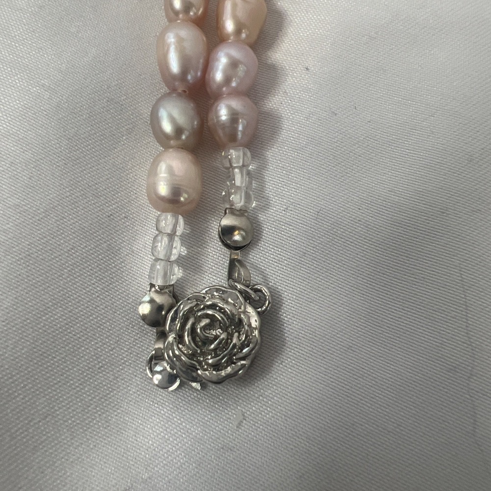Pearl Necklace‎ With Silver Rose Bud Closure Soft Pink Women's Jewelry - Picture 4 of 10